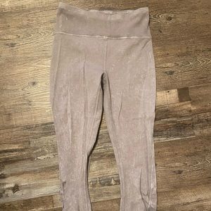 Lululemon leggings size 6